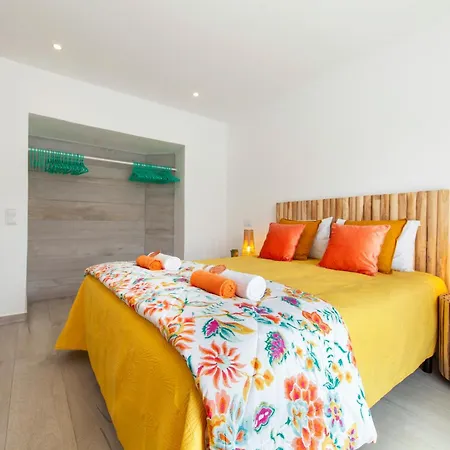 Bloom - Moradia Com Piscina Salgada Aquecível No Villa Carvoeiro (Lagoa)