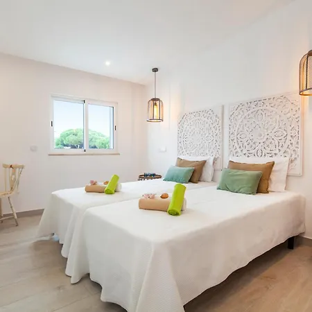 Villa Bloom - Moradia Com Piscina Salgada Aquecível No *