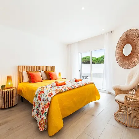 Villa Bloom - Moradia Com Piscina Salgada Aquecivel No