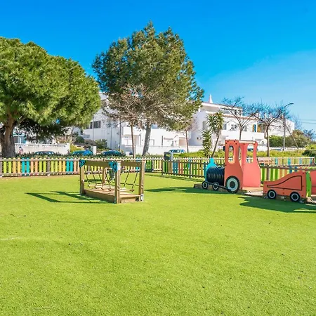 Villa Bloom - Moradia Com Piscina Salgada Aquecivel No